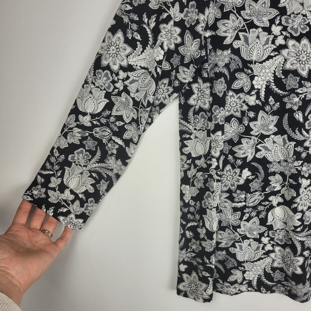 J Jill Wearever Collection Shirt XS Black White Tunic 3/4 Sleeve Boatneck Floral - Picture 2 of 11